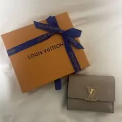 【お値下げ中‼️】ポルトフォイユ・カプシーヌxs