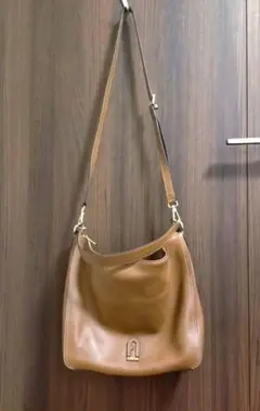 【FURLA】ショルダーバッグ