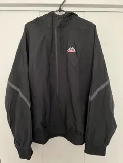 【新品未使用】ナイキ ナイロン ジャケット