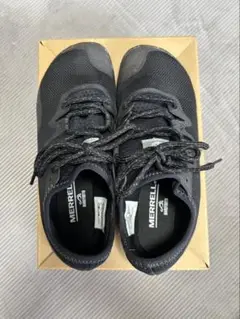 MERRELL ブラック スニーカー　レディース(箱無し)