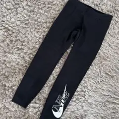 ナイキ　レディース　レギンスMサイズ