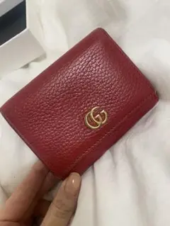 GUCCI 財布 赤
