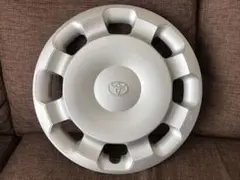 TOYOTA 新型シエンタ ホイールキャップ2枚