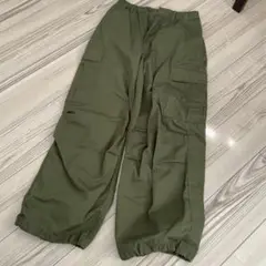 GU スーパーワイドカーゴパンツ　XS オリーブ カーキ