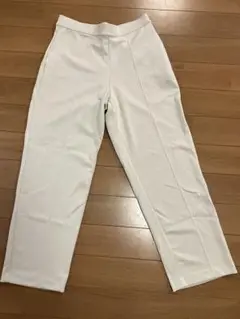 ユニクロ　ストレッチダブルフェイスストレートパンツ　Lサイズ