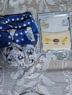 HappyーFiute おむつカバー3枚 よだれ掛け二枚組1個