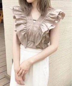 【新品】レースフリルブラウス