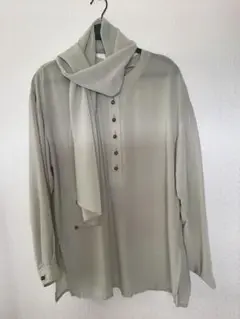 グレー シフォン ハイネックシャツ スカーフ付き