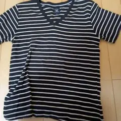 黒と白のストライプ VネックTシャツ M
