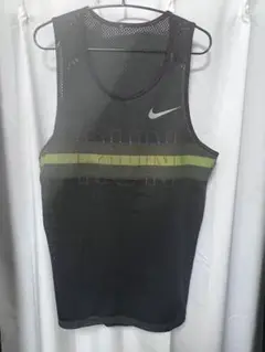 Nike メッシュタンクトップ ブラック　L