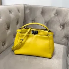 美品 FENDI フェンディ ミニピーカブー イエロー