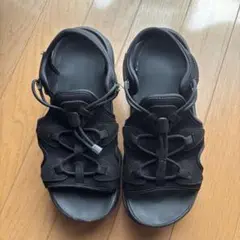 NIKE エアマックスココ22