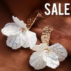 新品 ピアス シェルピアス ホワイト ゴールド リゾート 可愛い SALE 韓国