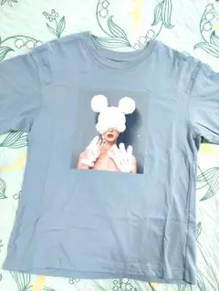 ディズニー　大人可愛いTシャツ　くすんだ水色