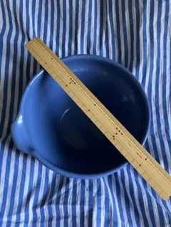フランス製　ブルー　陶器ボウル　片口つき