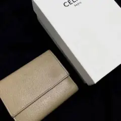 12/8 最終お値下げ CELINE 正規品 トリフォールド ベージュ