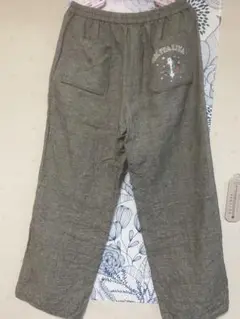 伊太利屋　　上質リネン　パンツ