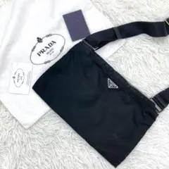 美品✨ プラダ ショルダーバッグ ナイロン レザー 三角プレート ブラック ネロ