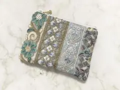 《122》インド刺繍リボンポーチ　小さめ　ブルー　ヌビキルト