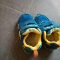 New Balance 310 スニーカー 青/黄