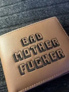 BAD MOTHER FUCKER 二つ折り財布　パルプフィクション　BMF