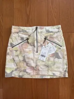 【新品 未使用 タグ付き】CECIL McBEE 花柄ミニスカート Sサイズ