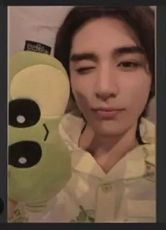 Item thumbnail for item 52f1c632-ee6b-4c09-878b-a96401703049