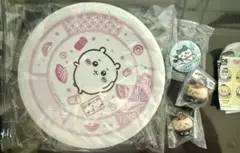 ちいかわ くら寿司 寿司皿 キーホルダー 缶バッチ ハチワレ 栗まんじゅう