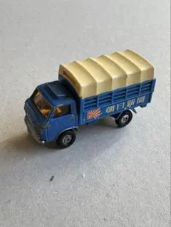  - 新品同様　TOMY トミカ 新聞輸送車 朝日新聞 107 トミカ 107－1 ニッサンキャブオール 新聞輸送車 1976年