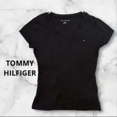 TOMMY HILFIGER ブラック Vネック Tシャツ　シンプル