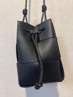 バケット型ショルダーバッグ ブラック