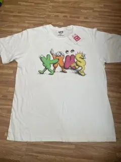 ユニクロ KAWS Tシャツ コラボ 白 未使用