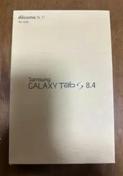 キーボード付きのSamsung GALAXY Tab S 8.4 SC-03G