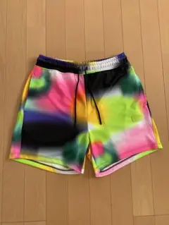 ZUMBAウエア　ショートパンツカラフル　Sサイズ