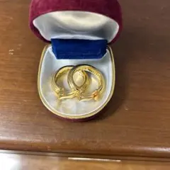 ゴールド フープイヤリング ケース付き