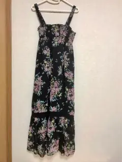 花柄 マキシ丈ワンピース 薔薇