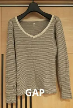 GAP　ボーダー Vネック 長袖Tシャツ　春秋冬　美品　カジュアル　シンプル　茶