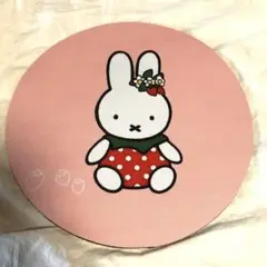 ミッフィー　マウスパッド　いちご　ブルーナ　ピンク