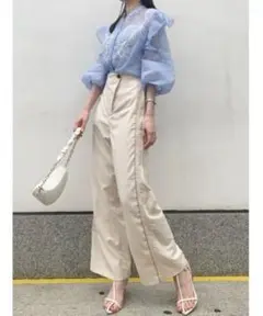 リリーブラウン　ハイウェストラインパンツ