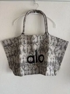 Item thumbnail for item 8af72cd4-a25d-4f83-b320-4ae2f9a019cd