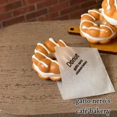 ミニチュアスイーツ　リッチミルククリームサンドポンデリング　カフェスイーツ雑貨