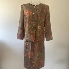 レトロ　花柄　ノーカラージャケット　スカート　セットアップ　花柄ボタン　肩パッド