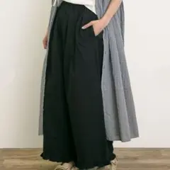 サマンサモスモス 綿麻裾フリルパンツ(ブラック)