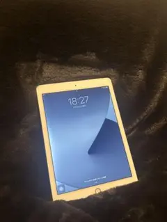 【特価】ipad Air2 Gold Wi-Fi+Cellularモデル