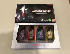 DXガッツハイパーキー　ウルトラマンティガセット