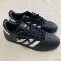 adidas gazelle 27cm スニーカーガゼル 黒 ブラック