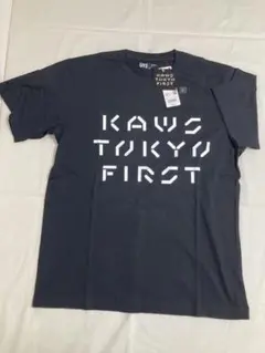 UNIQLO KAWS TOKYO FIRST Tシャツ Lサイズ