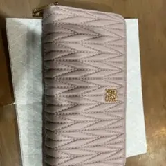 ピンク キルティング長財布