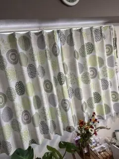 ニトリ　カーテン　100×110 2枚組