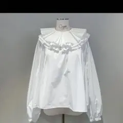 cygne シーニュ プリーツカラーブラウス lea ホワイト